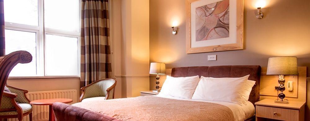 Thameside Hotel Reading Exterior photo